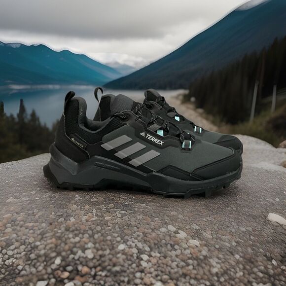 Sz 5.5 adidas Women's Terrex AX4 Gortex Hiking Shoes, Black US5.5 - Picture 1 of 12